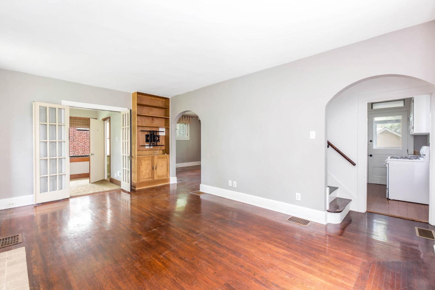 3258 Epworth Avenue Cincinnati, OH 45211 - Photo 6 of 22
