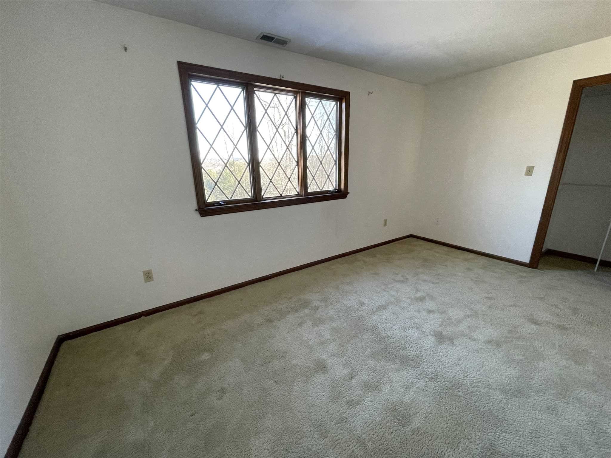 50 Allen Road Salt Point, NY 12578 - Photo 29 of 38 an empty room with windows