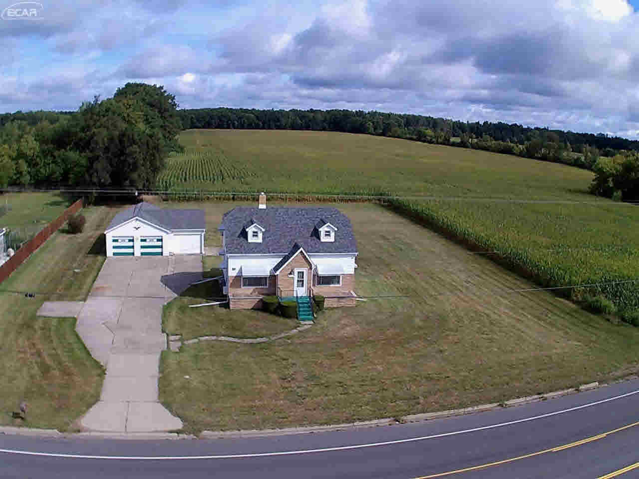2322 West Mt Morris Road Mount Morris, MI 48458 - Photo 1 of 32