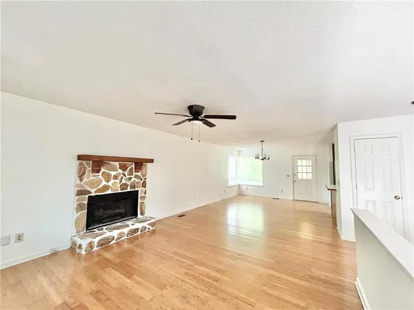 $2,000 | 5339 Highway 5, Douglasville, GA 30135