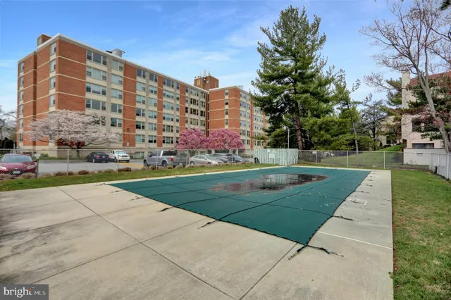 a view of a building with garden