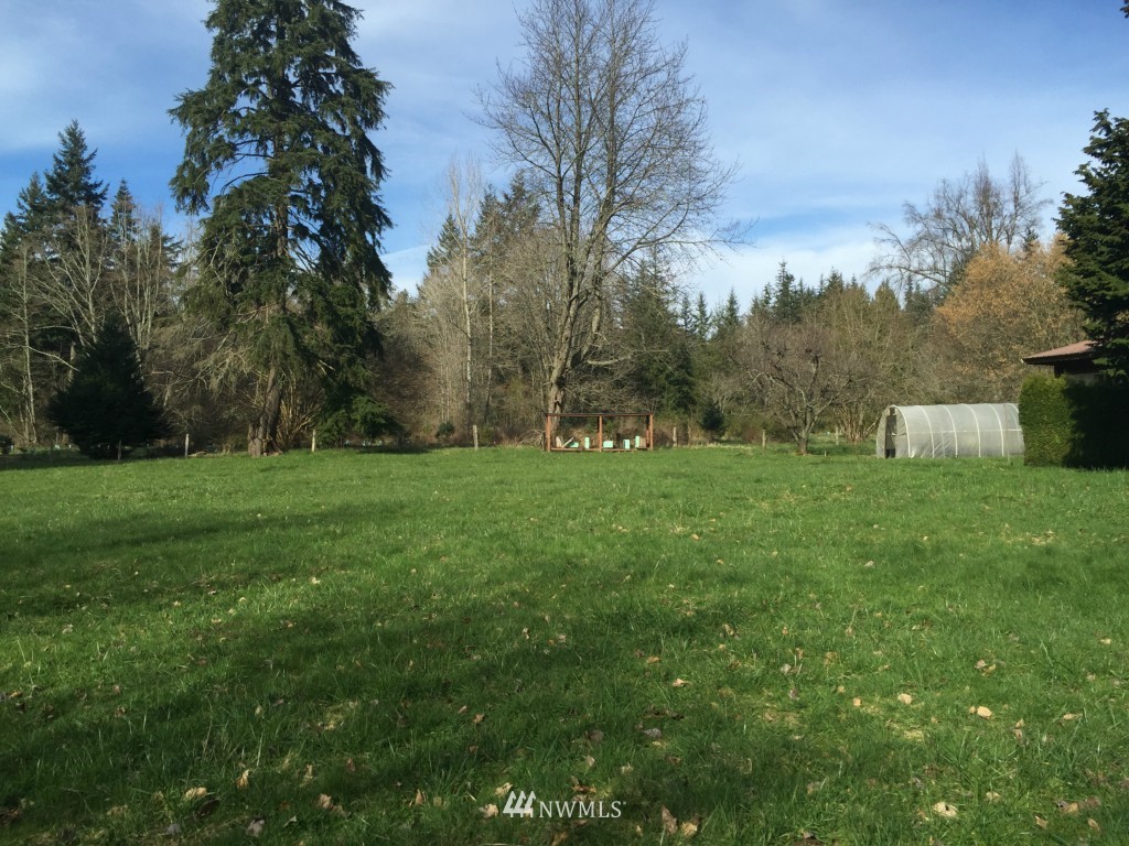 2582 North Shore Road Bellingham, WA 98226 - Photo 17 of 24 Gallery Image 17