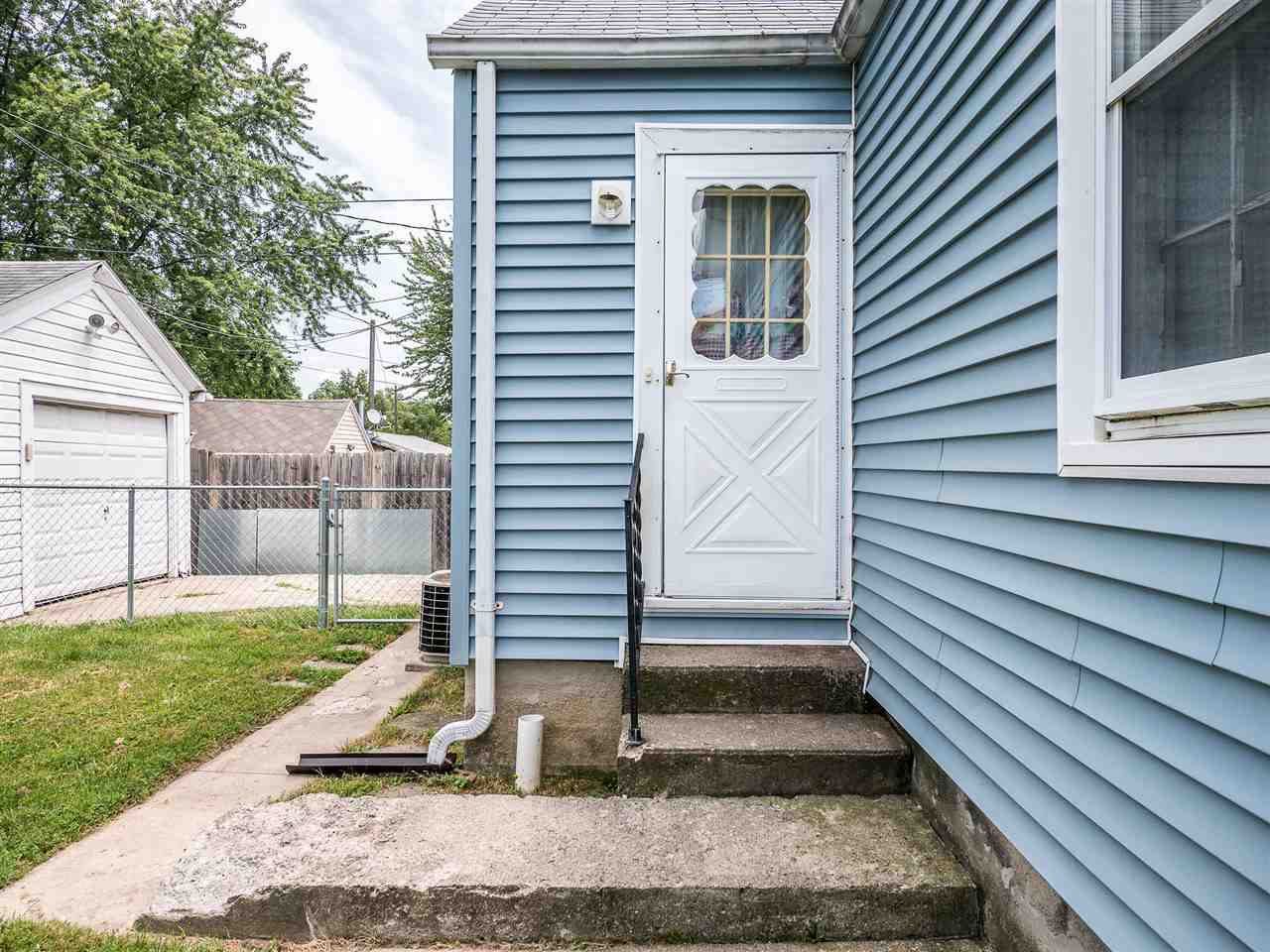 1422 Spring Street Fort Wayne, IN 46808 - Photo 24 of 28