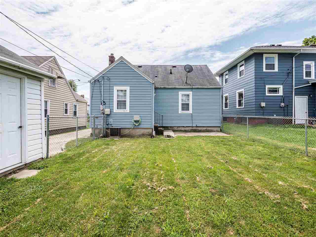 1422 Spring Street Fort Wayne, IN 46808 - Photo 26 of 28