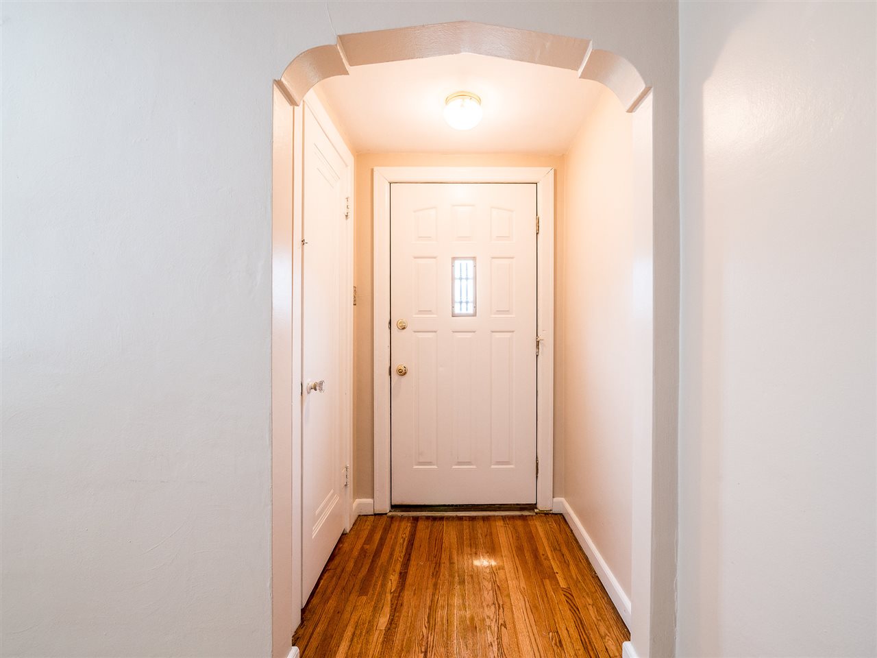 1422 Spring Street Fort Wayne, IN 46808 - Photo 4 of 28