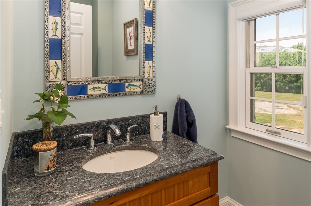 70 Grapevine Road, Unit B Gloucester, MA 01930 - Photo 20 of 38