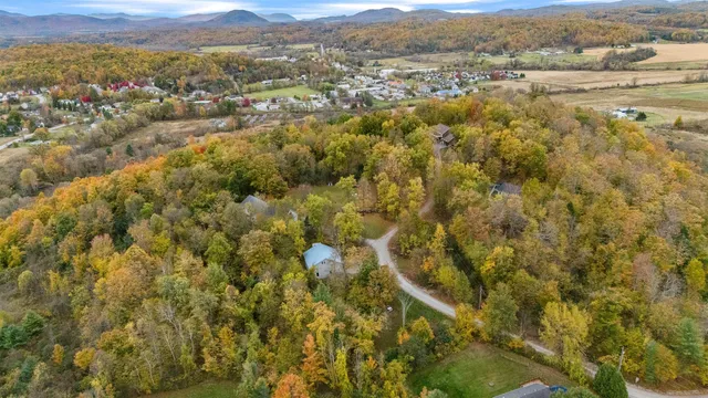 $429,000 | 97 Bitter Sweet Hill, Hinesburg, VT 05461