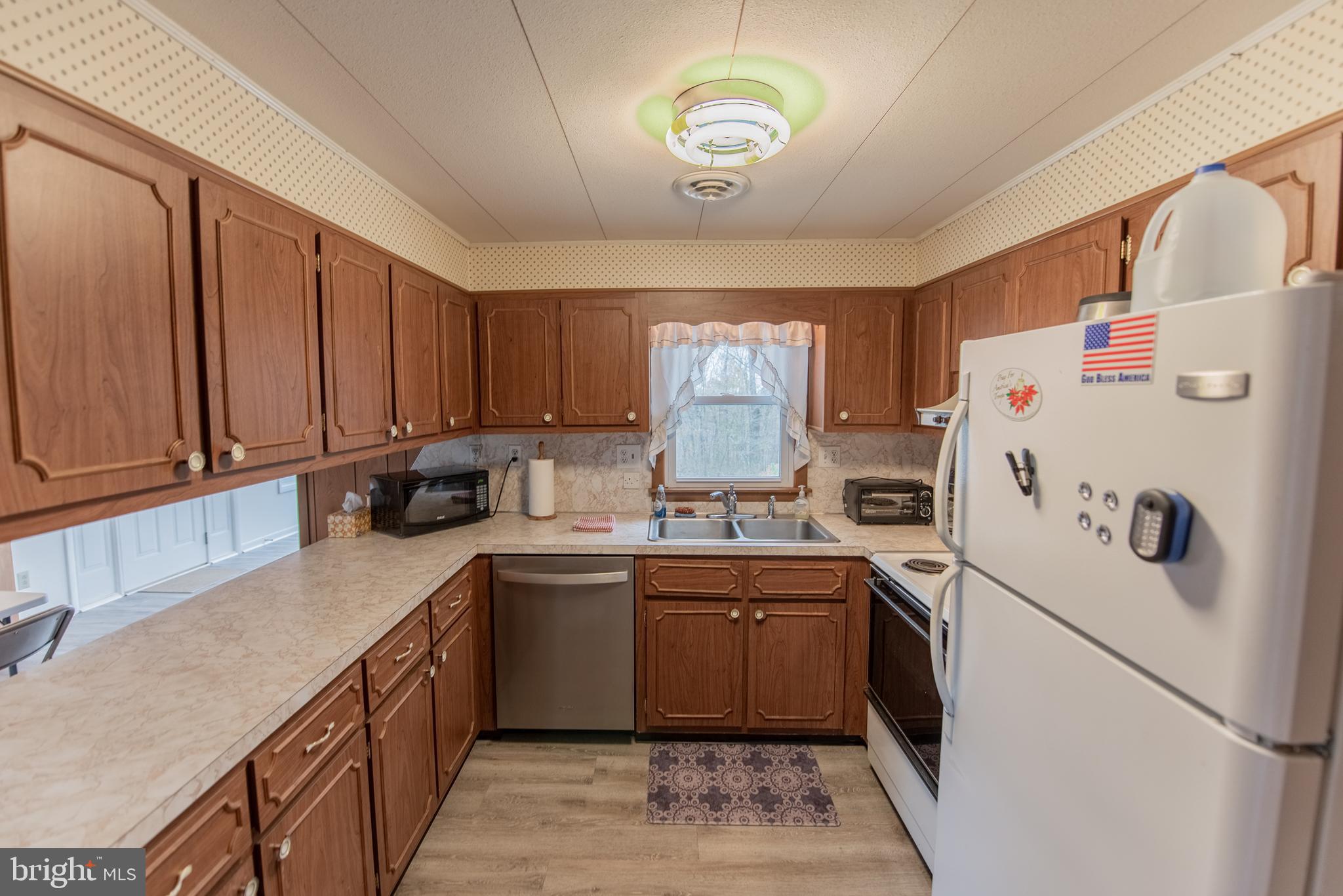 5014 Pious Ridge Road Berkeley Springs, WV 25411 - Photo 14 of 50 Gallery Image 14