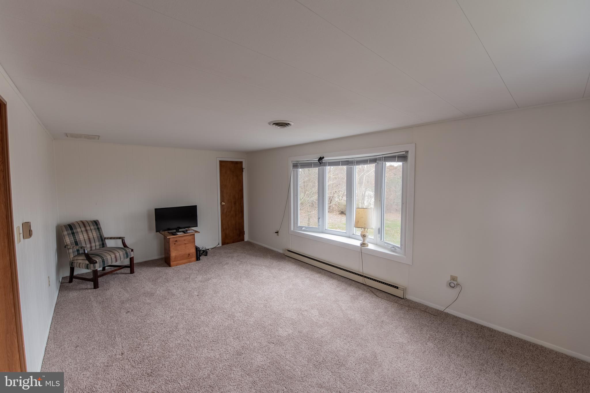 5014 Pious Ridge Road Berkeley Springs, WV 25411 - Photo 8 of 50 Gallery Image 8
