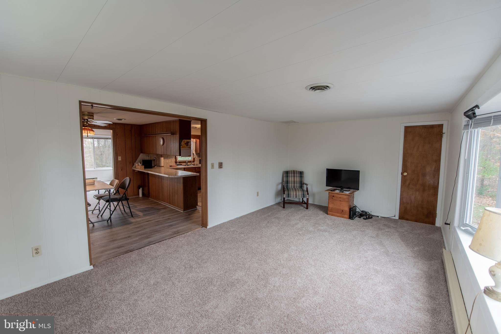 5014 Pious Ridge Road Berkeley Springs, WV 25411 - Photo 9 of 50 Gallery Image 9