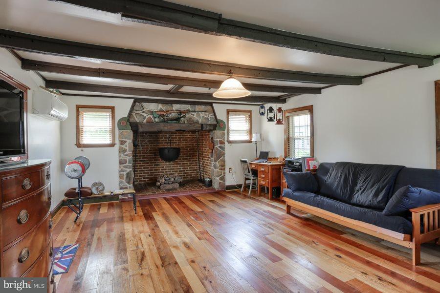 851 Anthony Road East Berlin, PA 17316 - Photo 16 of 25 Gallery Image 16