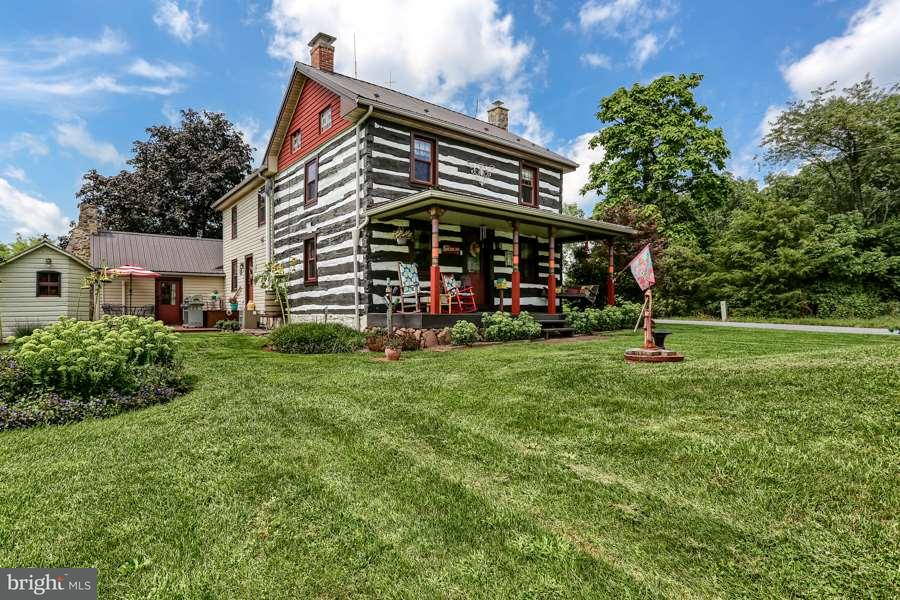 851 Anthony Road East Berlin, PA 17316 - Photo 3 of 25 Gallery Image 3