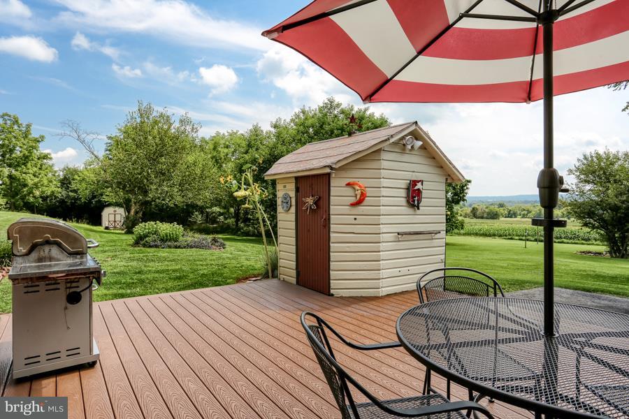 851 Anthony Road East Berlin, PA 17316 - Photo 6 of 25 Gallery Image 6