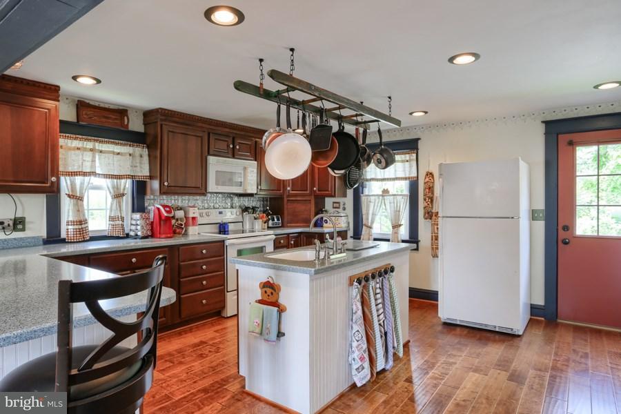 851 Anthony Road East Berlin, PA 17316 - Photo 8 of 25 Gallery Image 8