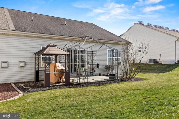 a view of house with outdoor space