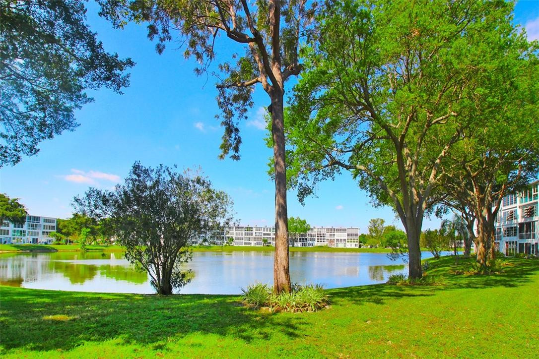 1055 Cambridge C, Unit 1055 Deerfield Beach, FL 33442 - Photo 22 of 52 Lovely Waterview