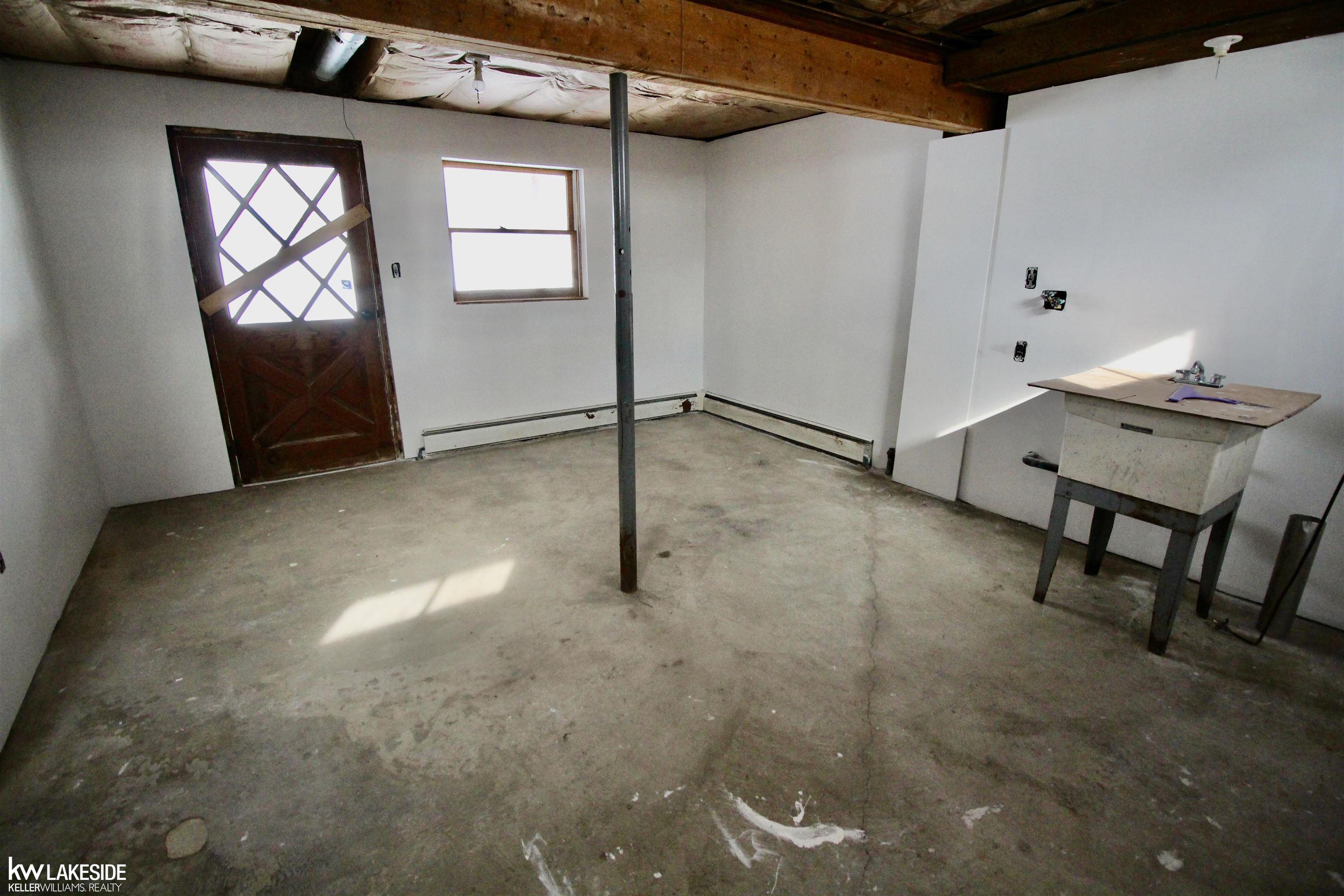 12778 Belle River Road Memphis, MI 48041 - Photo 16 of 25 50101014-15.JPG