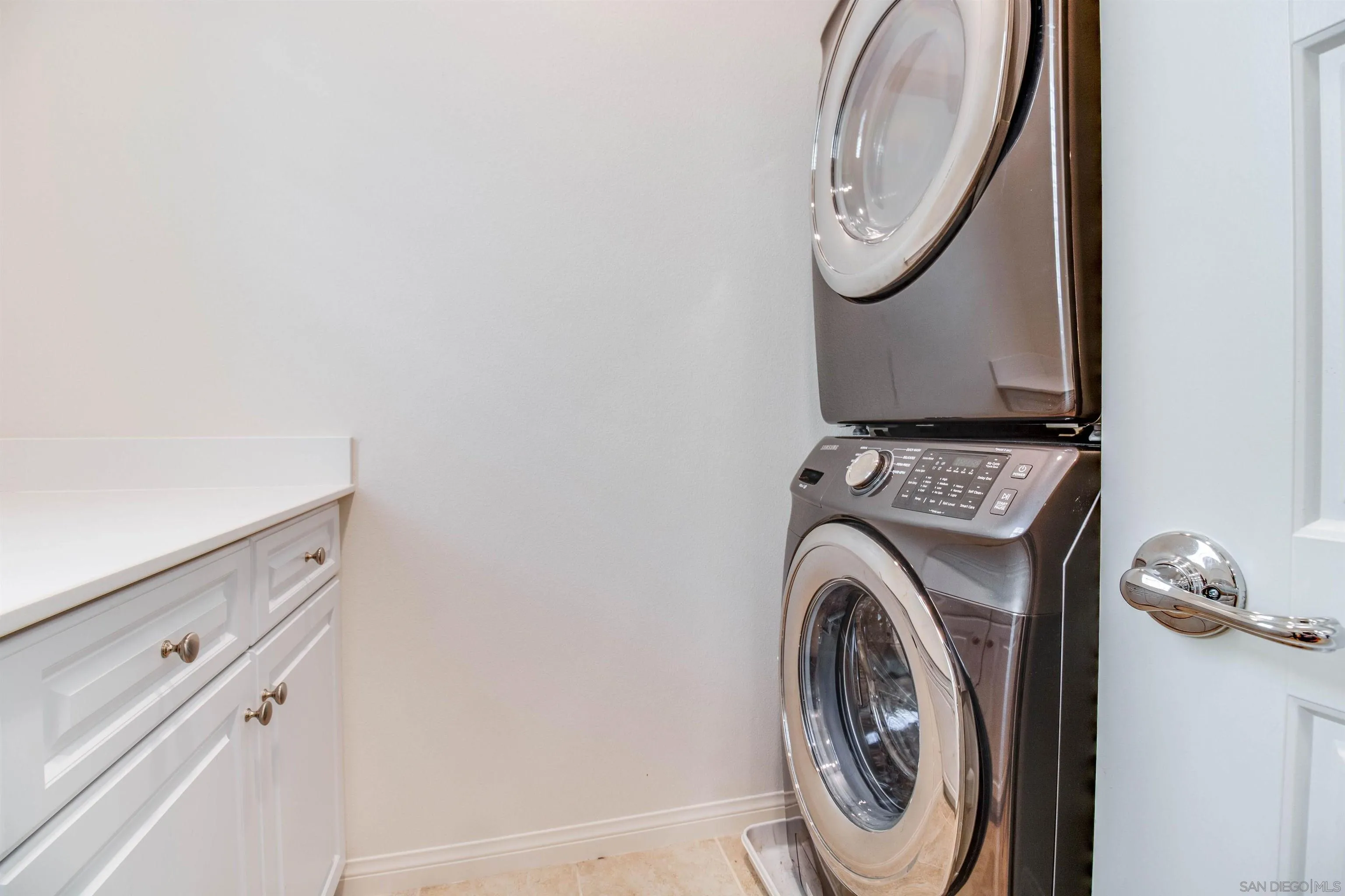 6012 Village Center Loop Road, Unit 35 San Diego, CA 92130 - Photo 22 of 29