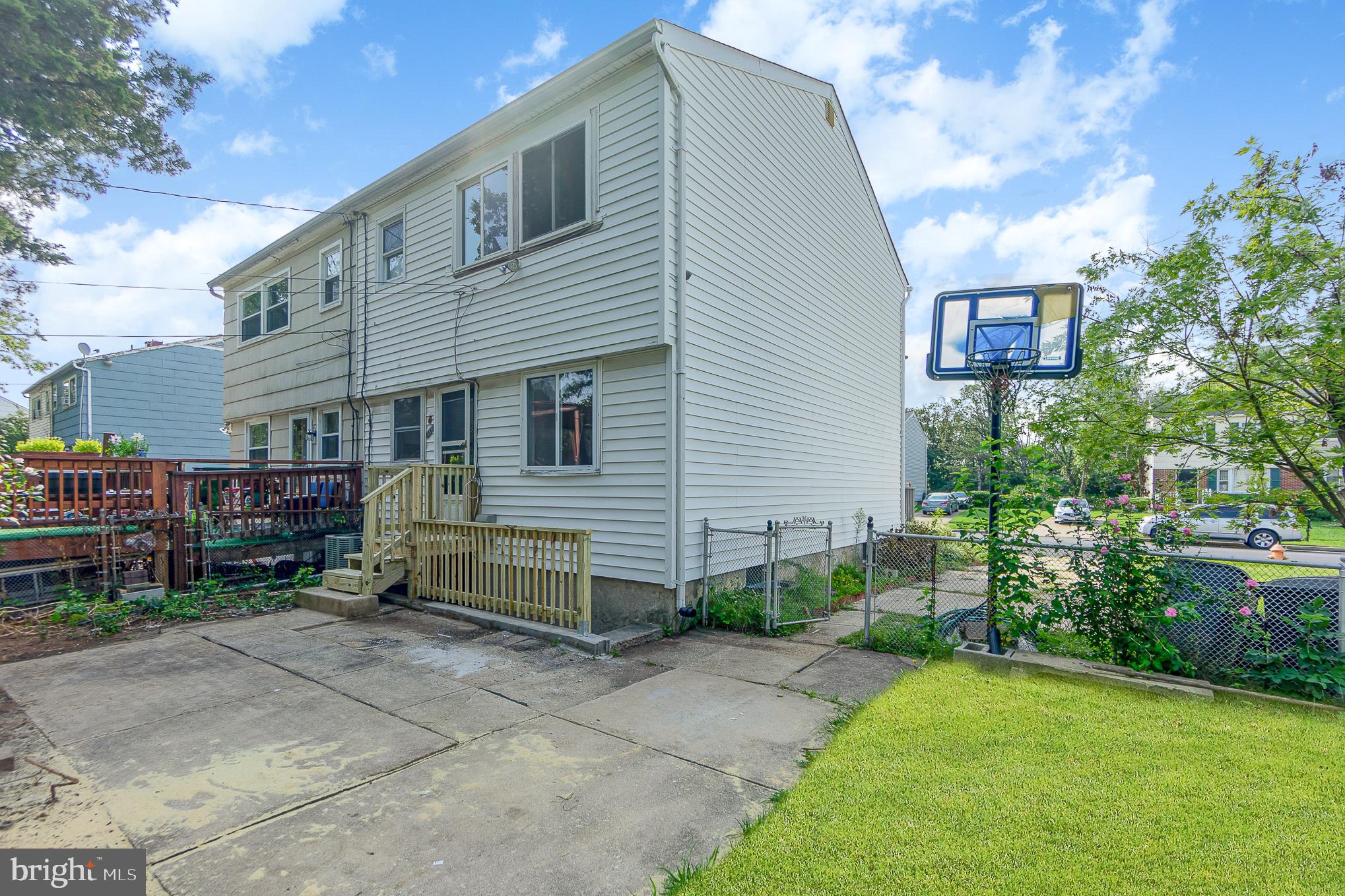 7110 Bexhill Road Baltimore, MD 21244 - Photo 11 of 19