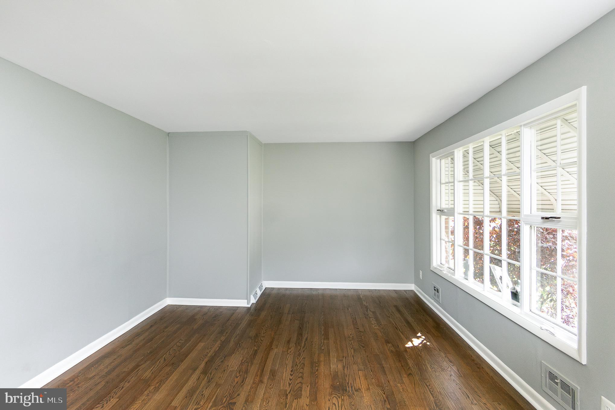 7110 Bexhill Road Baltimore, MD 21244 - Photo 14 of 19