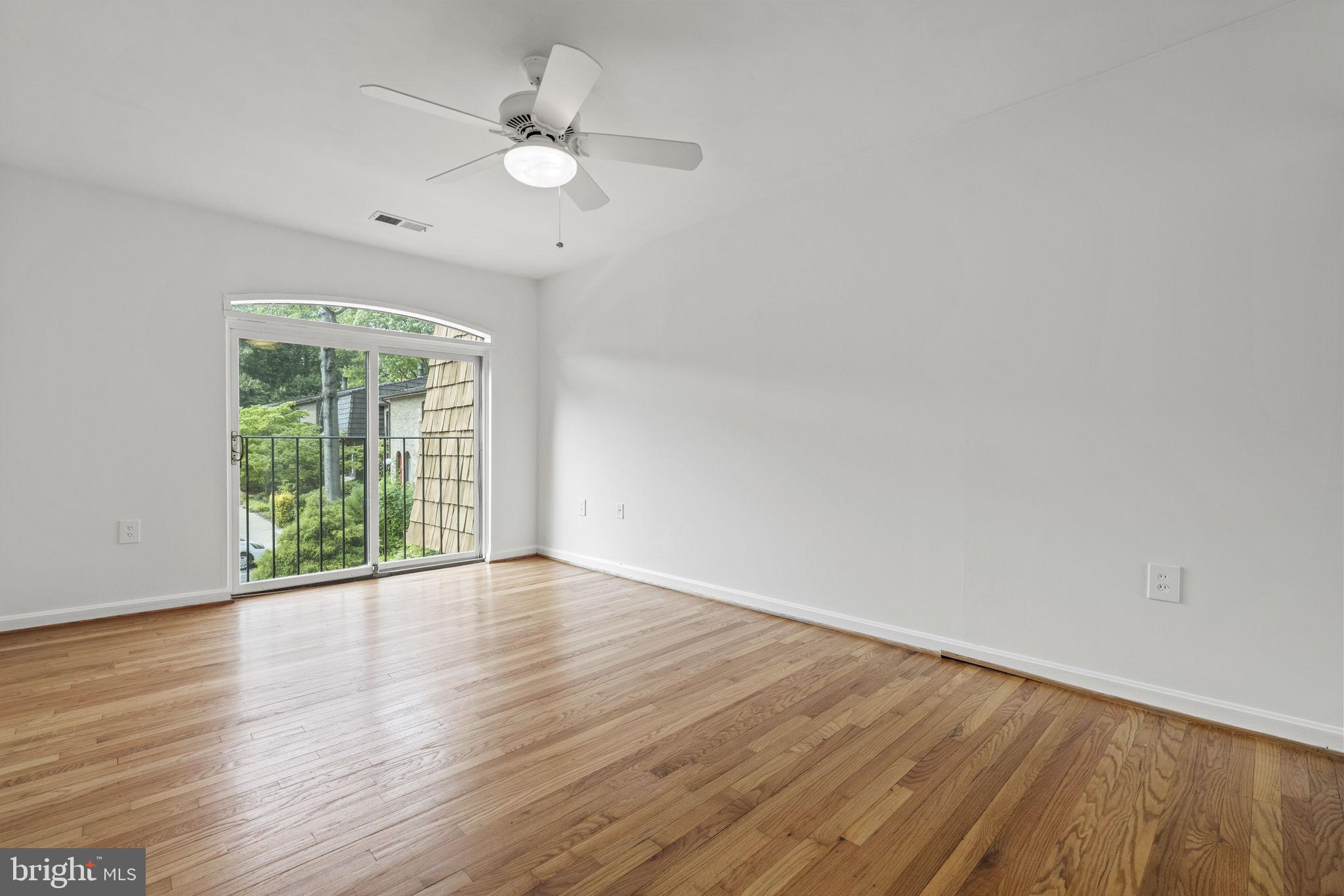 8020 Inverness Ridge Road Potomac, MD 20854 - Photo 17 of 46