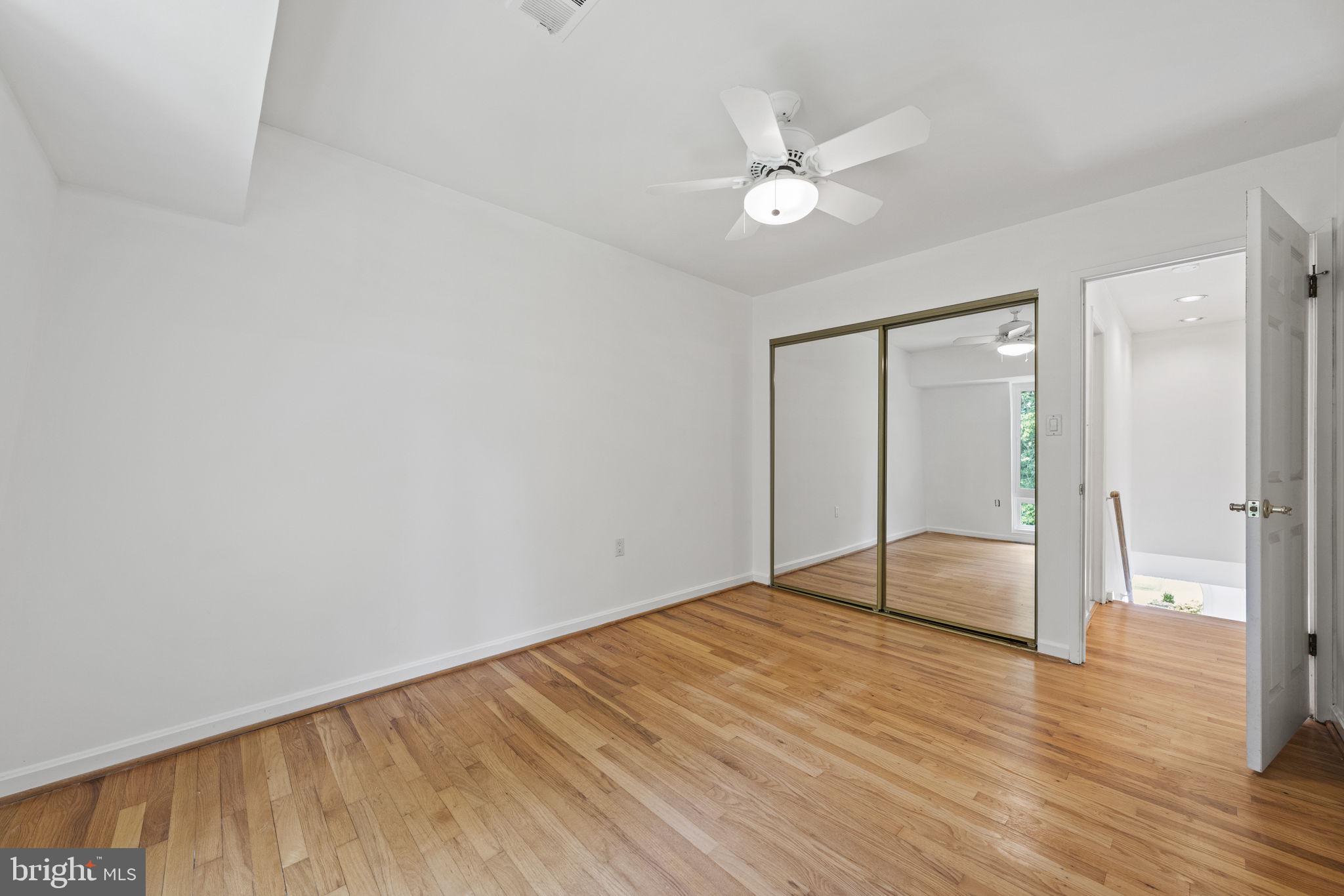 8020 Inverness Ridge Road Potomac, MD 20854 - Photo 20 of 46