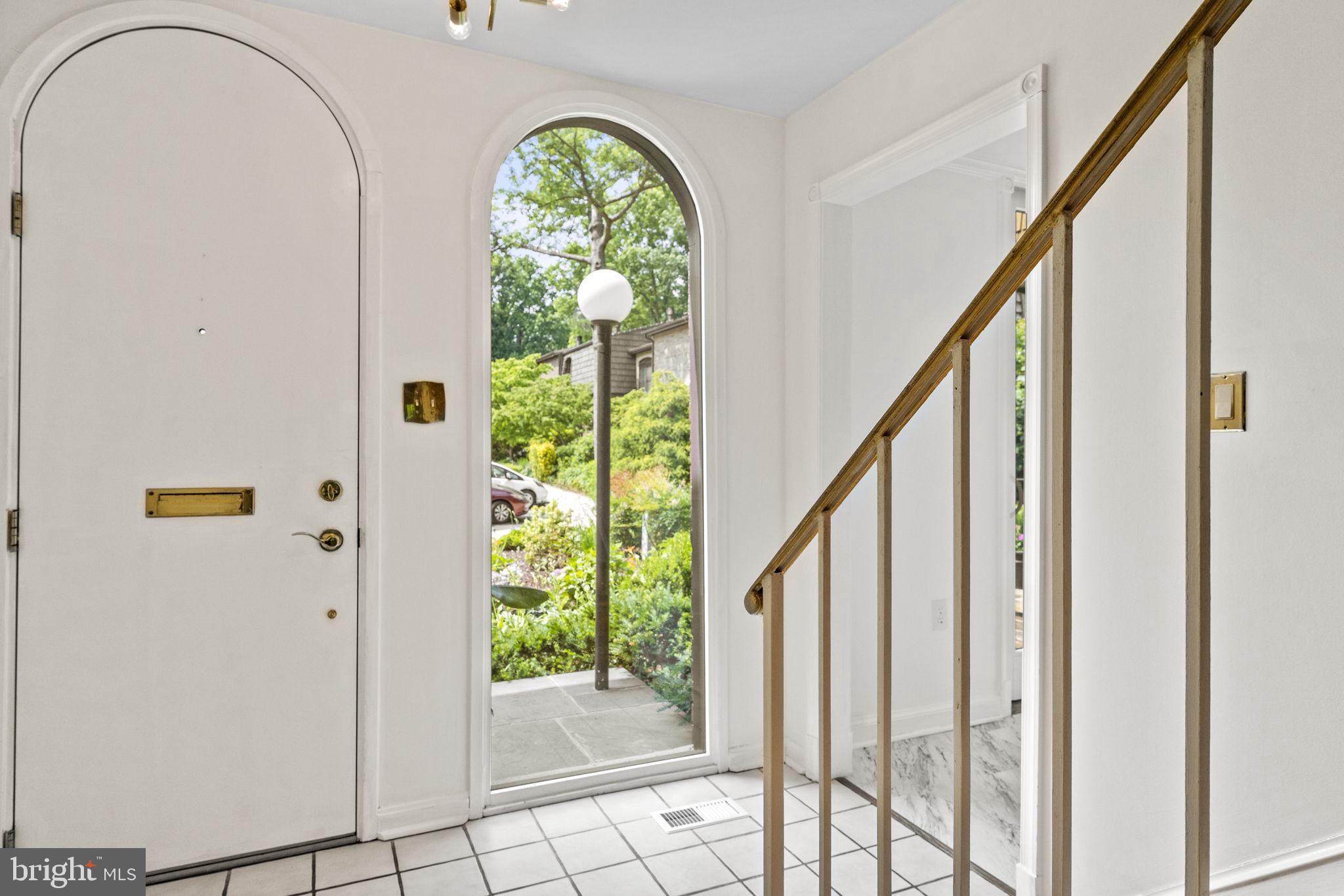 8020 Inverness Ridge Road Potomac, MD 20854 - Photo 2 of 46