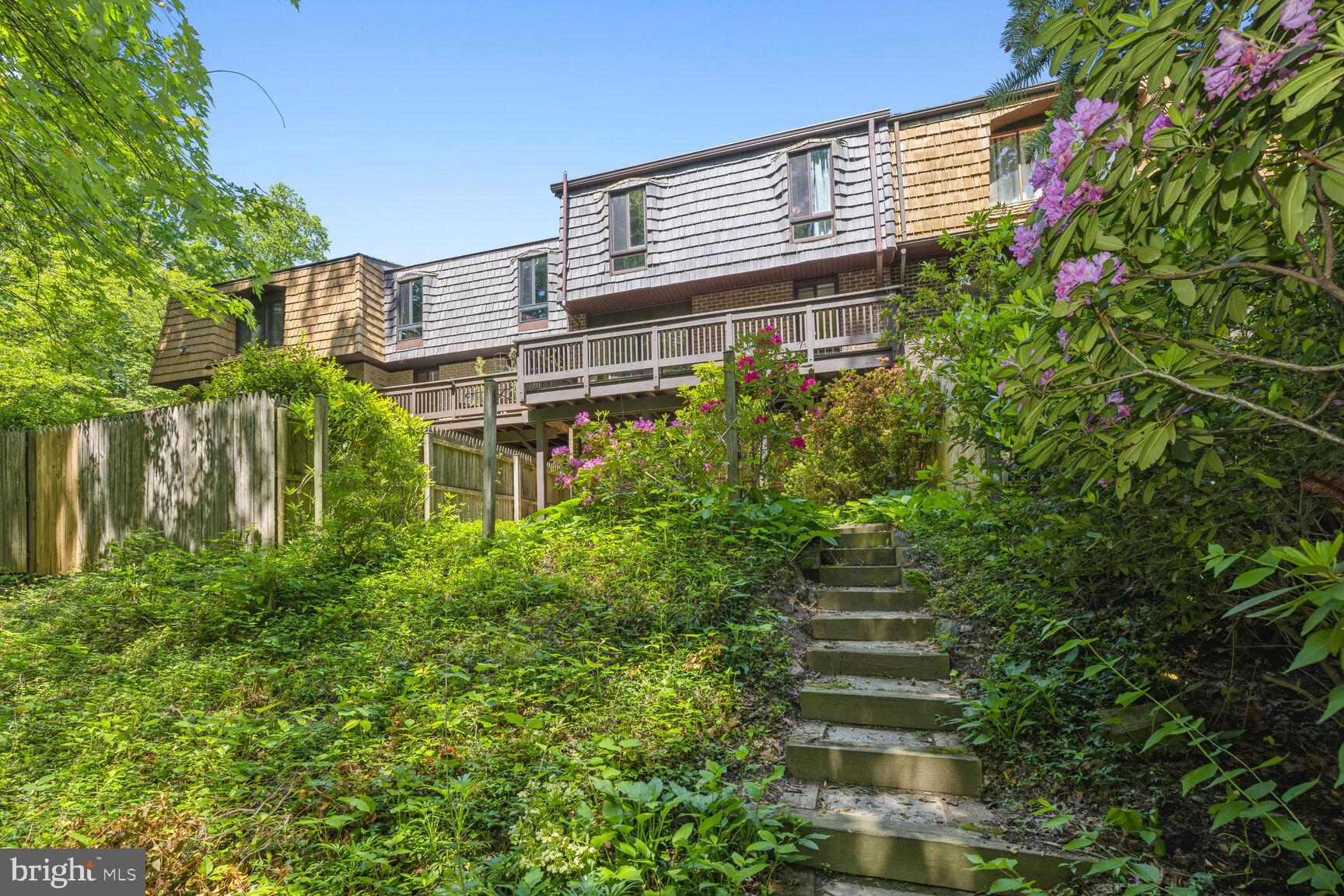 8020 Inverness Ridge Road Potomac, MD 20854 - Photo 30 of 46