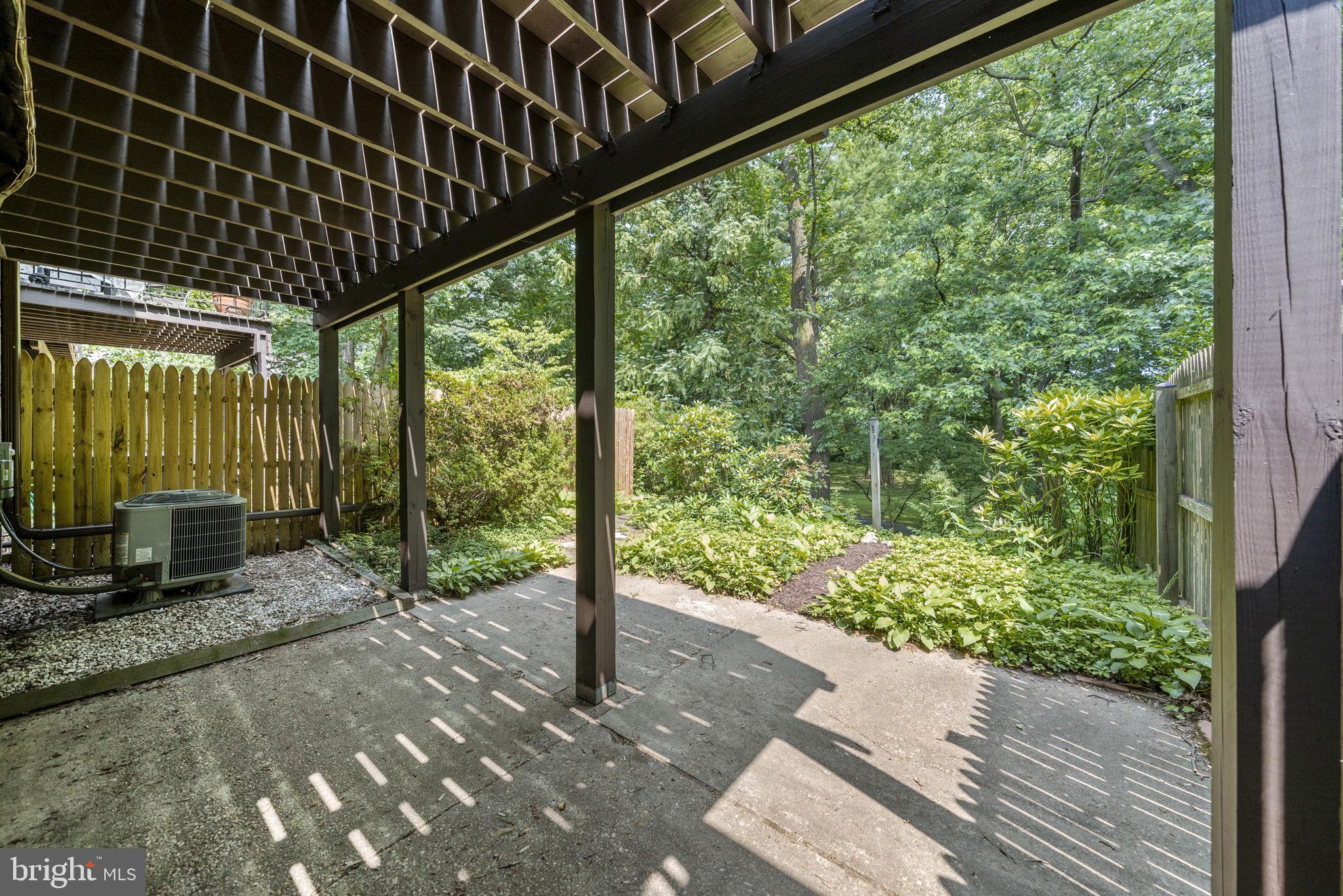 8020 Inverness Ridge Road Potomac, MD 20854 - Photo 31 of 46