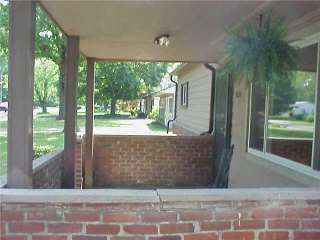 1939 Ruth Drive Indianapolis, IN 46240 - Photo 2 of 17 Gallery Image 2