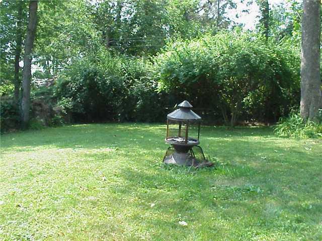 1939 Ruth Drive Indianapolis, IN 46240 - Photo 14 of 17 Gallery Image 14