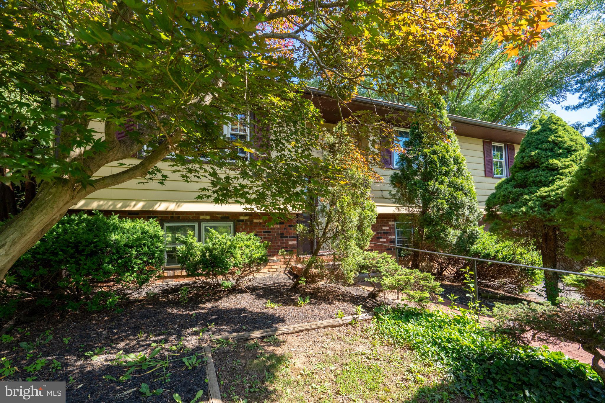 101 Mill Road Oreland, PA 19075 - Photo 2 of 39 Exterior Front