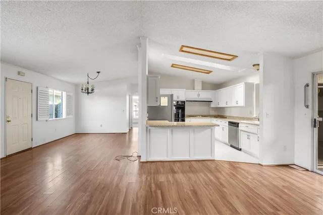 $249,900 | 820 Vista Del Rio, Santa Maria, CA 93458