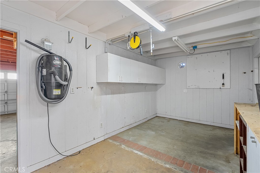 820 Vista Del Rio Santa Maria, CA 93458 - Photo 35 of 57 a view of a storage & utility room with washer and dryer
