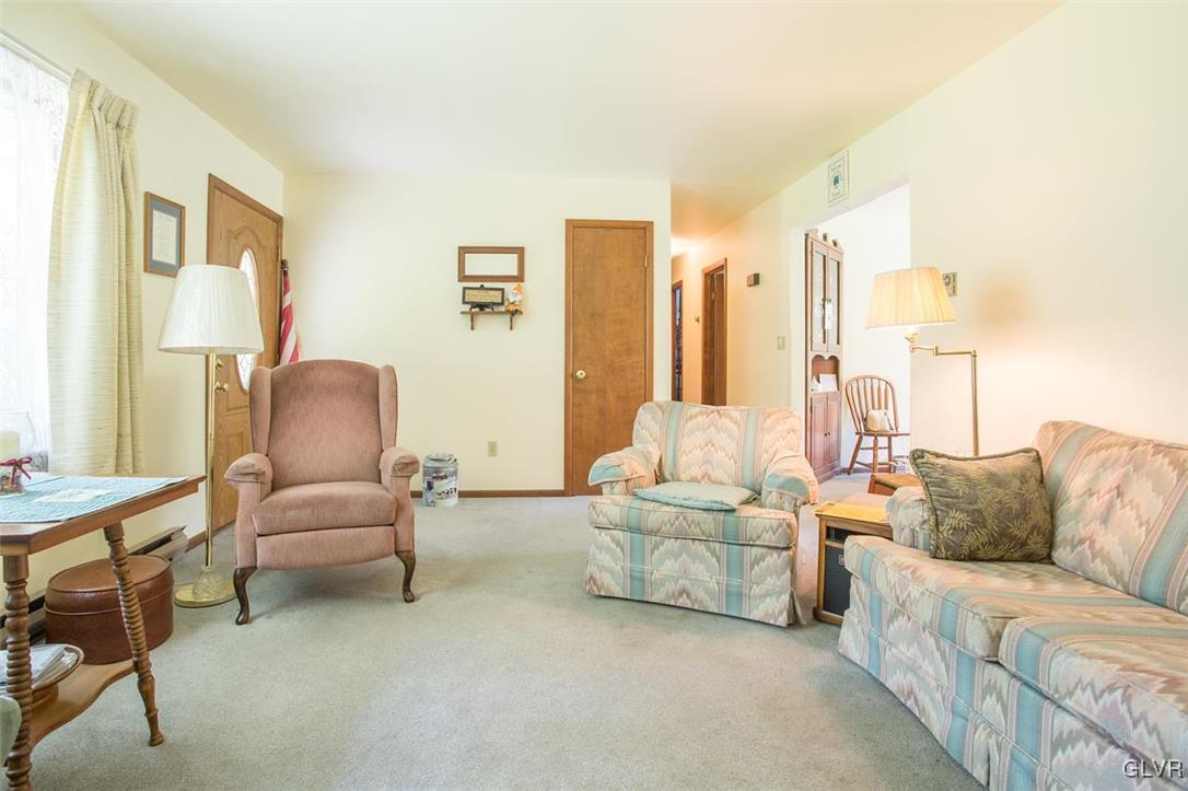 2267 Yost Road Bath, PA 18014 - Photo 2 of 19 Gallery Image 2