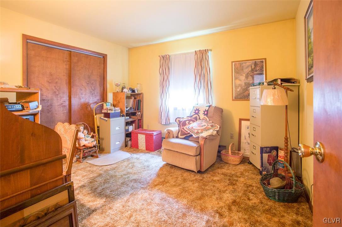 2267 Yost Road Bath, PA 18014 - Photo 10 of 19 Gallery Image 10