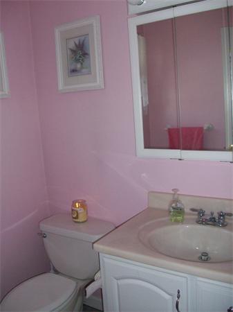 21 Rural Street, Unit 1 Worcester, MA 01604 - Photo 5 of 7 Gallery Image 5