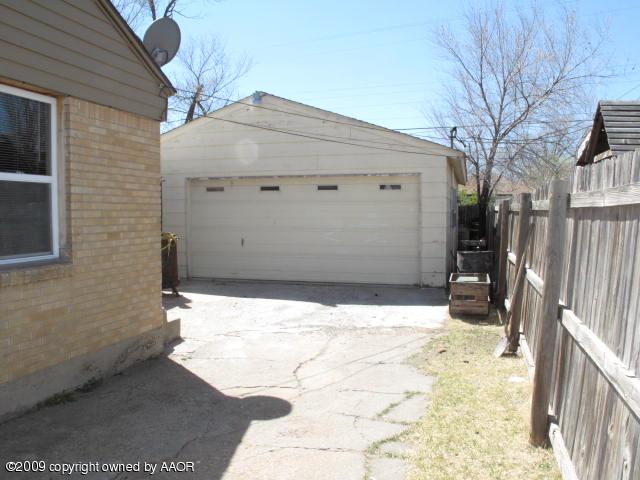 3618 South Ong Street Amarillo, TX 79110 - Photo 17 of 17 a view of white door