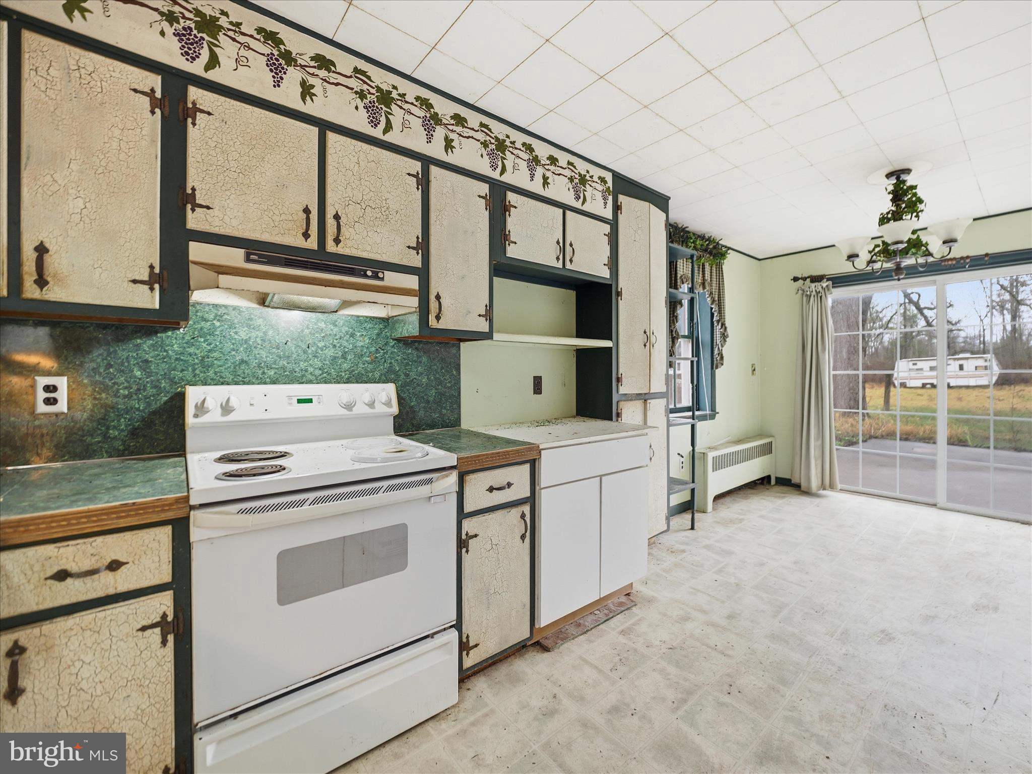 17958 Cooks Road Cassville, PA 16623 - Photo 7 of 41