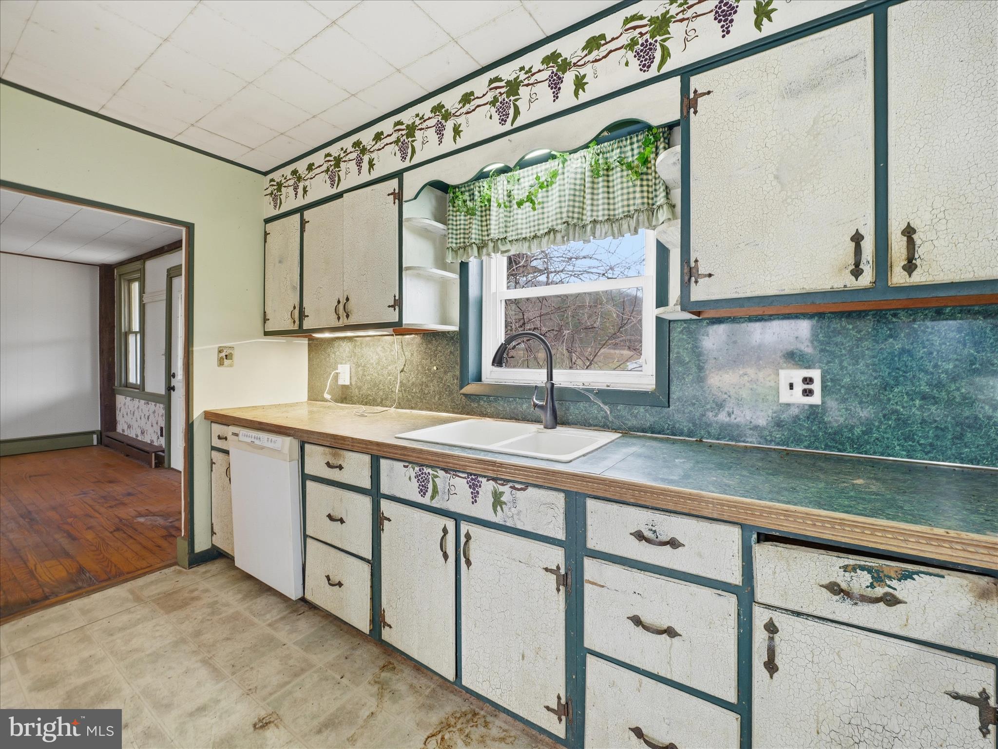 17958 Cooks Road Cassville, PA 16623 - Photo 9 of 41