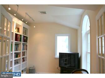 408 Yorkshire Road Bryn Mawr, PA 19010 - Photo 7 of 12 Bedroom - Main