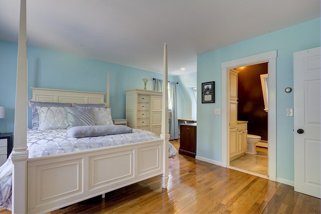 11 Susan Road Marblehead, MA 01945 - Photo 15 of 38
