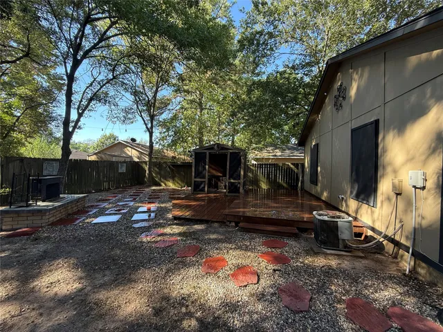 $1,500 | 919 Lovett Street, Tomball, TX 77375