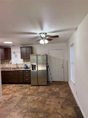 $1,500 | 919 Lovett Street, Tomball, TX 77375