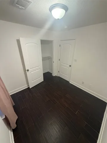 $1,500 | 919 Lovett Street, Tomball, TX 77375