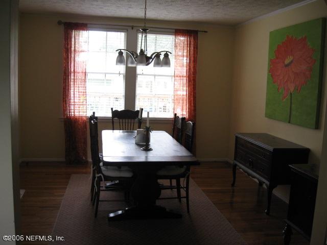 1104 South Shores Road Jacksonville, FL 32207 - Photo 3 of 3 Dining Room