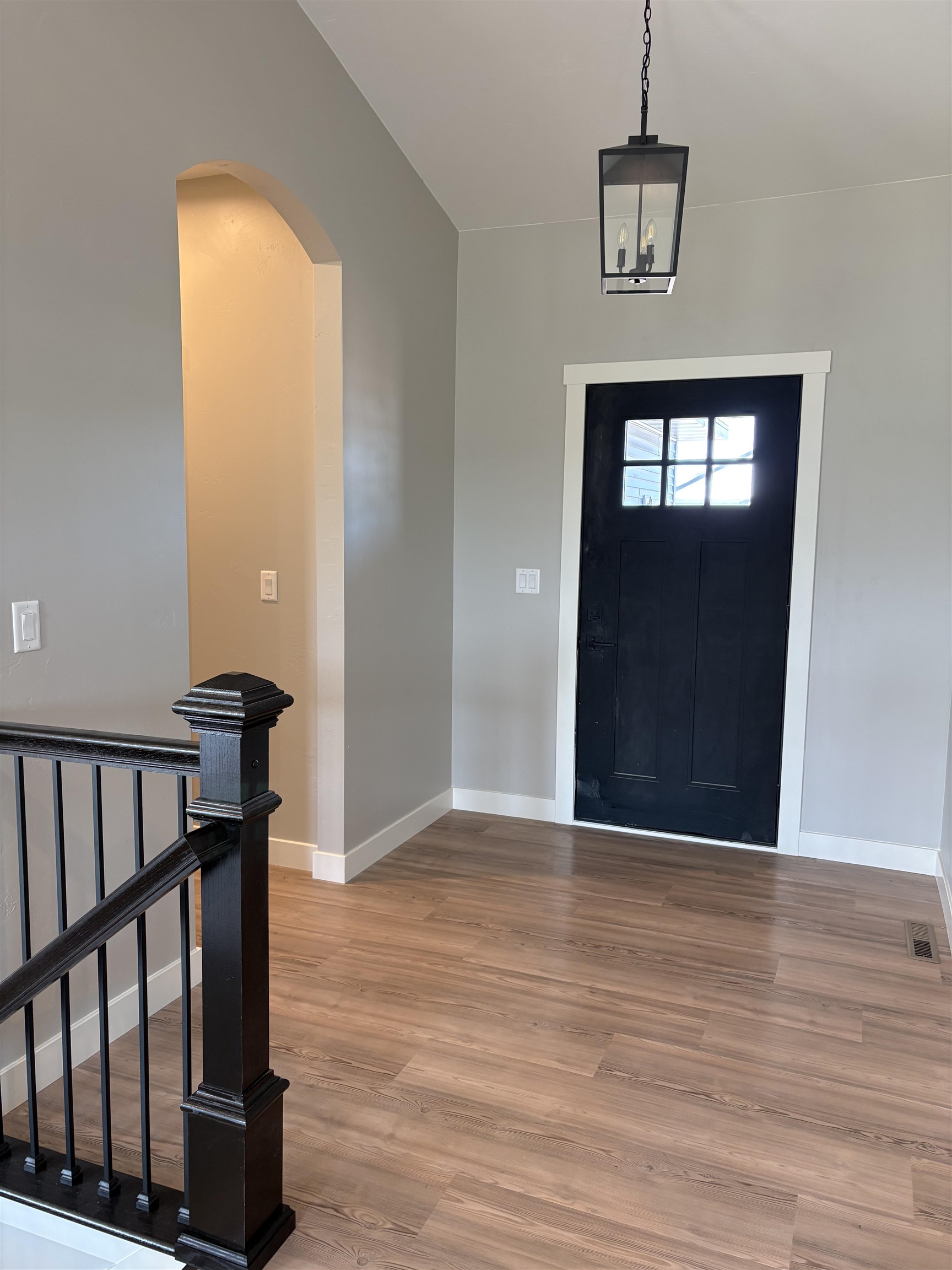 N8843 Killarney Way Menasha, WI 54952 - Photo 13 of 28