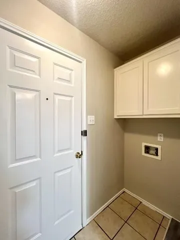 $1,200 | 224 Grover Avenue, Lubbock, TX 79416