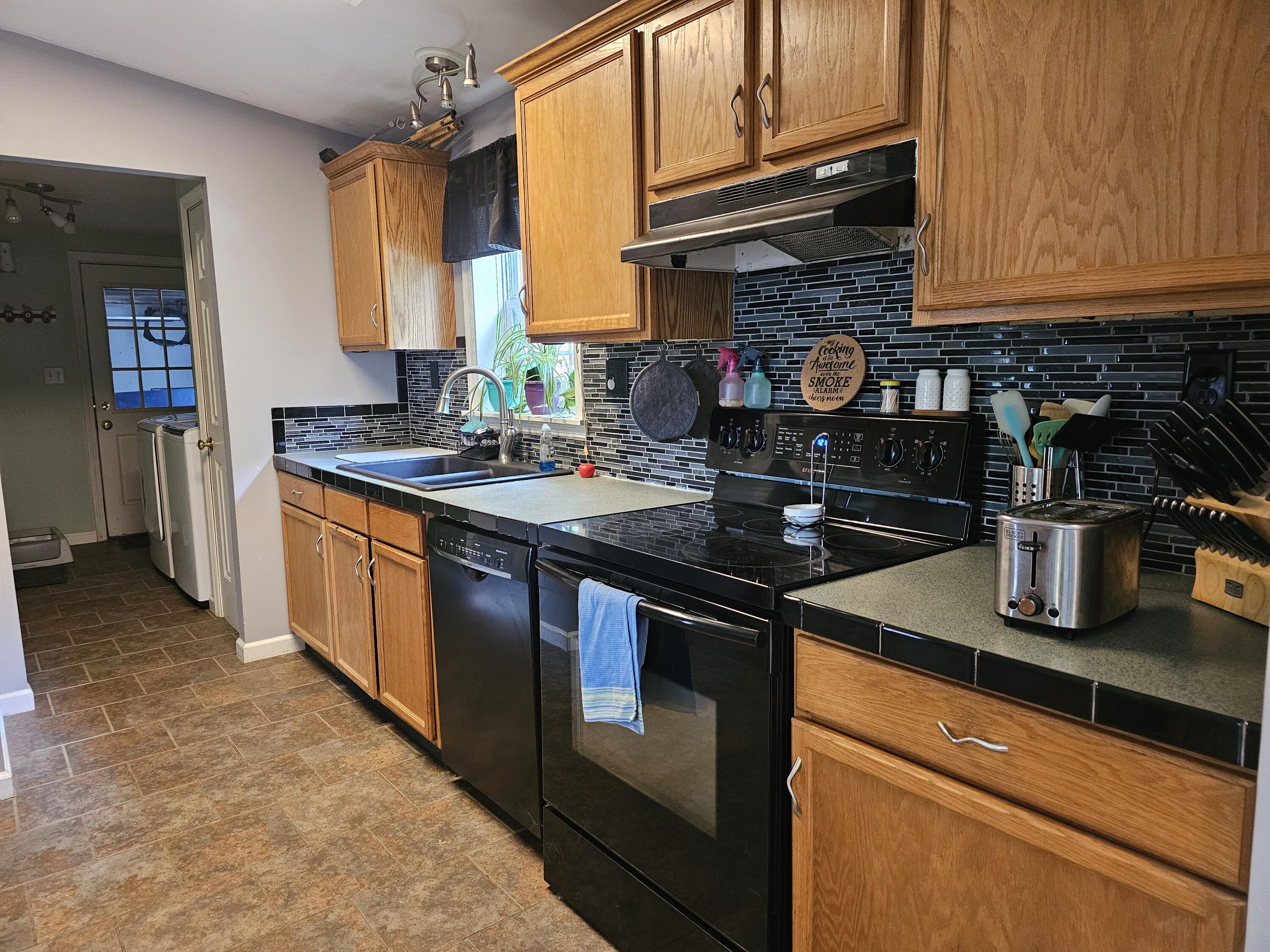 18 South Ridge Drive Standish, ME 04084 - Photo 2 of 15 20230814_132127