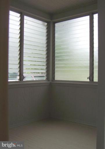 24 Township Road Dundalk, MD 21222 - Photo 21 of 23 Porch